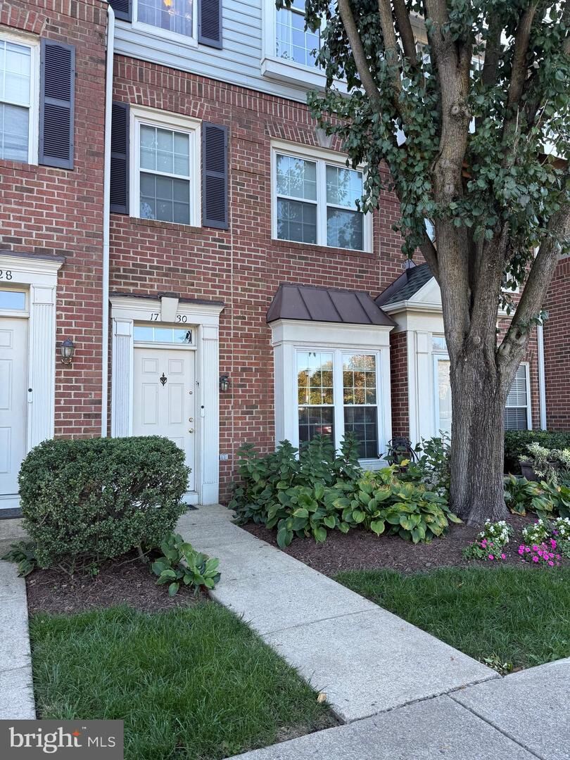 Property Photo: 1730 Osage Street VA 22302