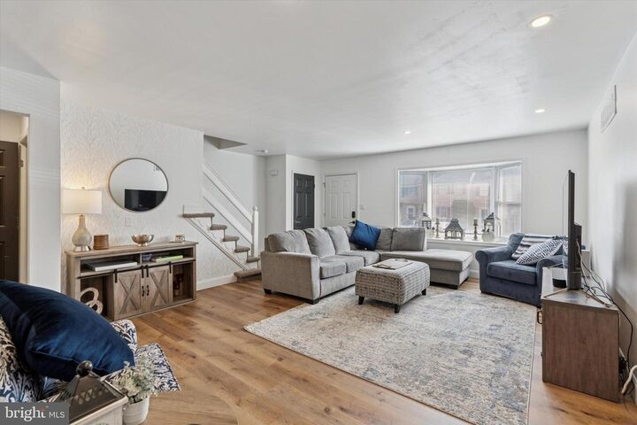 Property Photo: 404 Franklin Court PA 19426