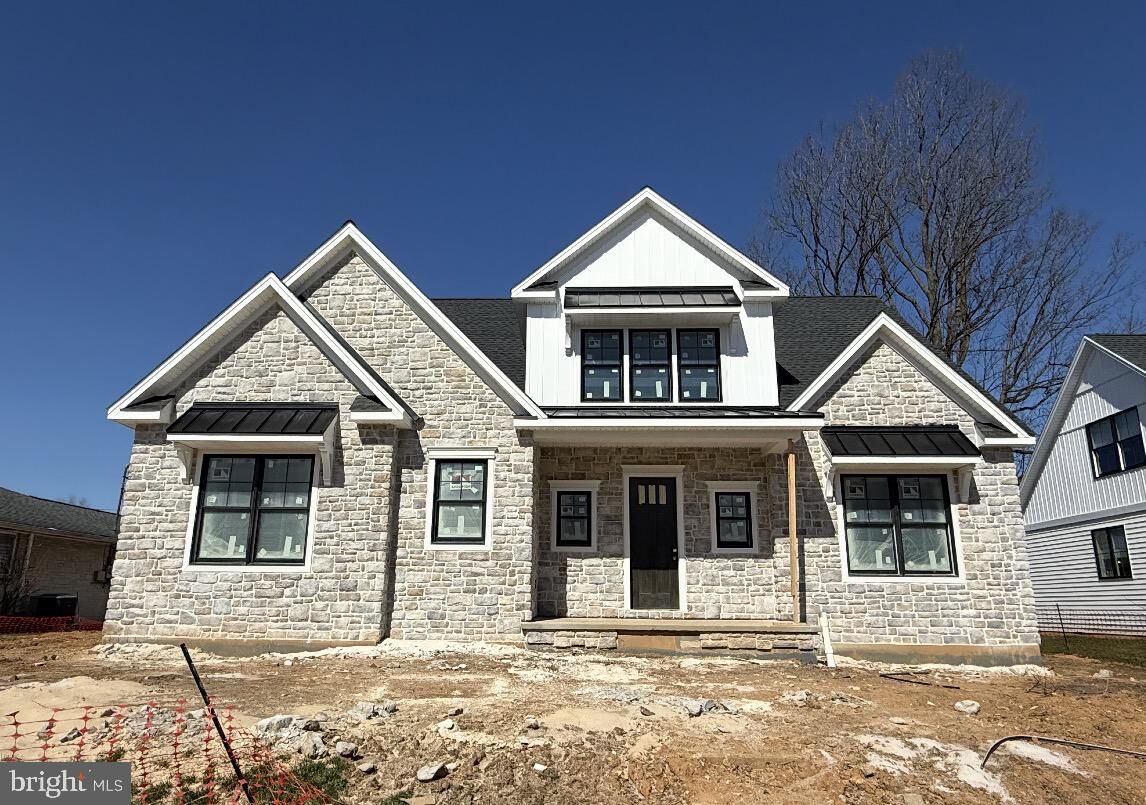 Property Photo:  319 Cedar Avenue  PA 17033 