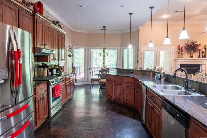 Property Photo:  8814 Matt Daniels Lane  AR 72019 
