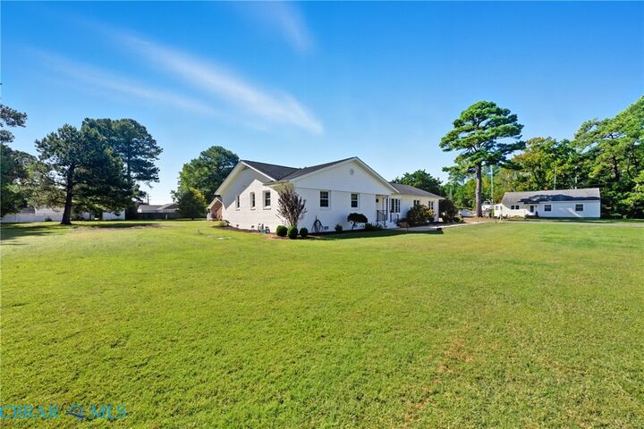 Property Photo: 1028 Timberneck Road VA 23043