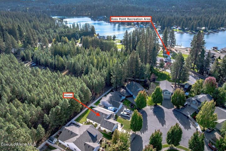 Property Photo:  5707 E Steamboat Bend  ID 83854 