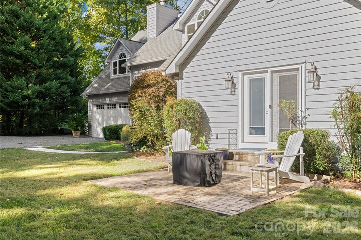Property Photo:  1326 Clifflure Lane  SC 29708 