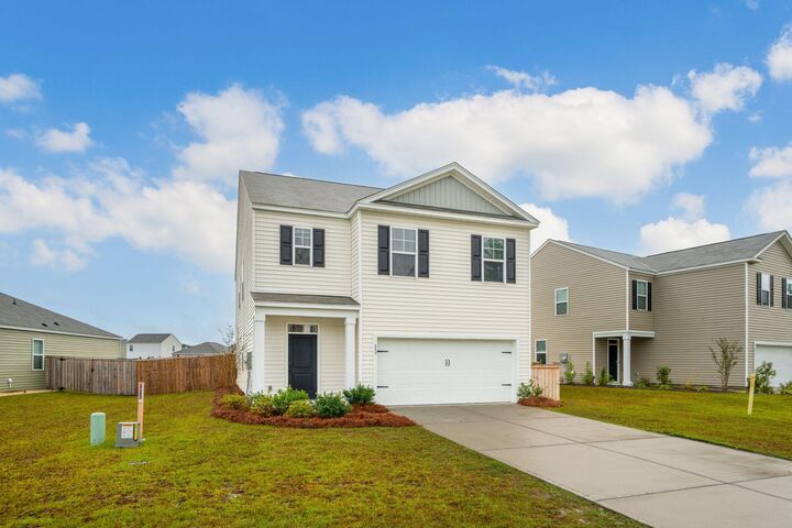 Property Photo: 689 Ladywood Drive SC 29486