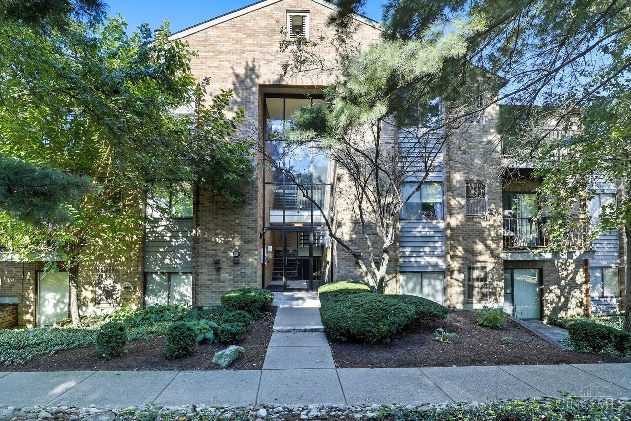 Property Photo: 1544 W Galbraith Road OH 45231