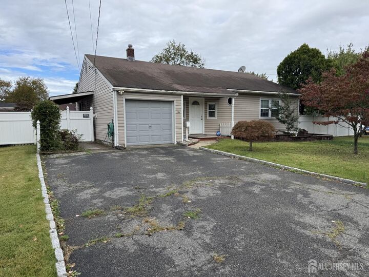 392 Durham Avenue  Edison NJ 08817 photo