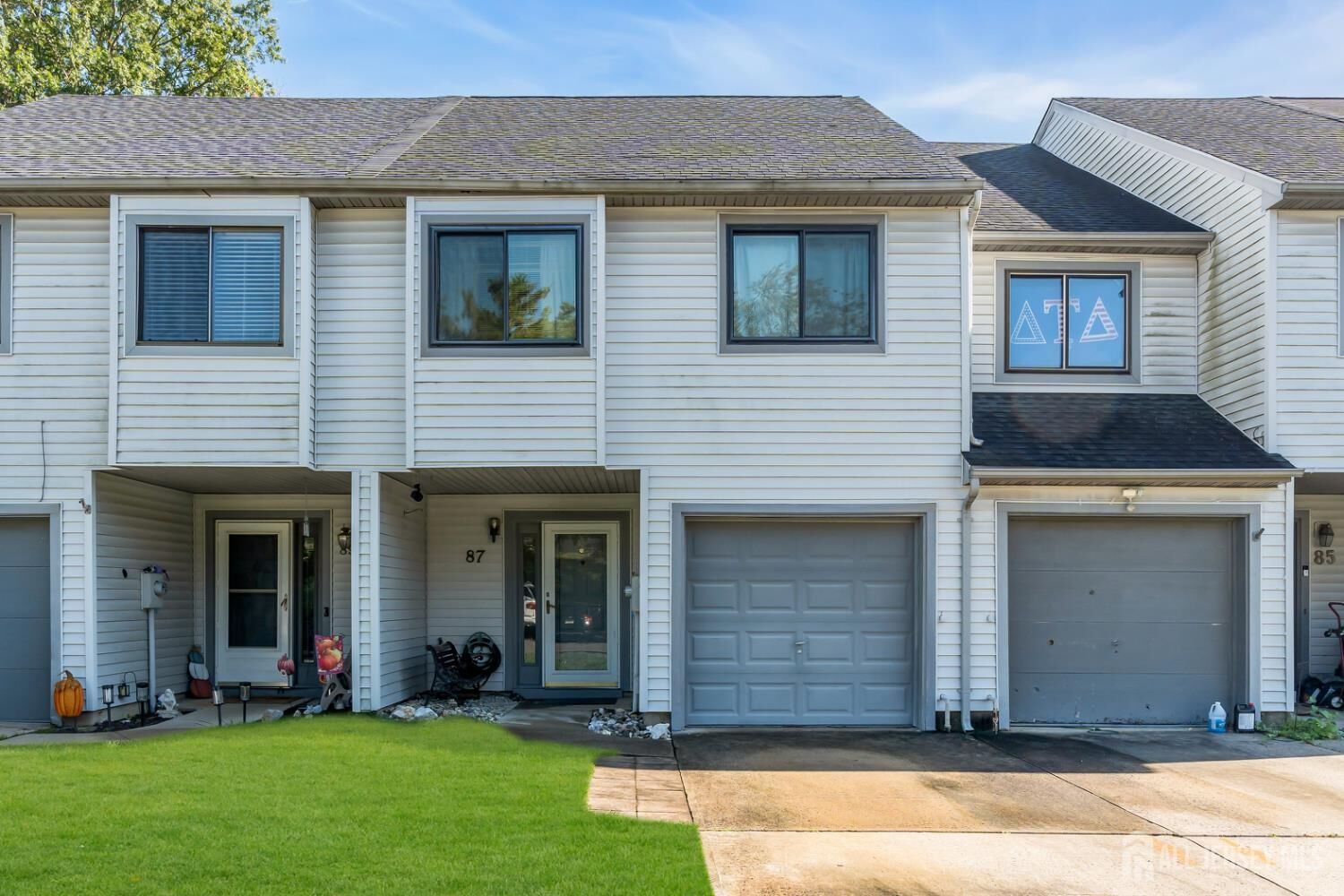 Property Photo:  87 Lexington Circle  NJ 07747 