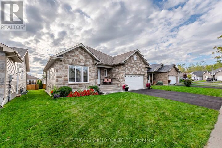 Photo de la propriété: 1341 Arba Court ON K6H 0A9
