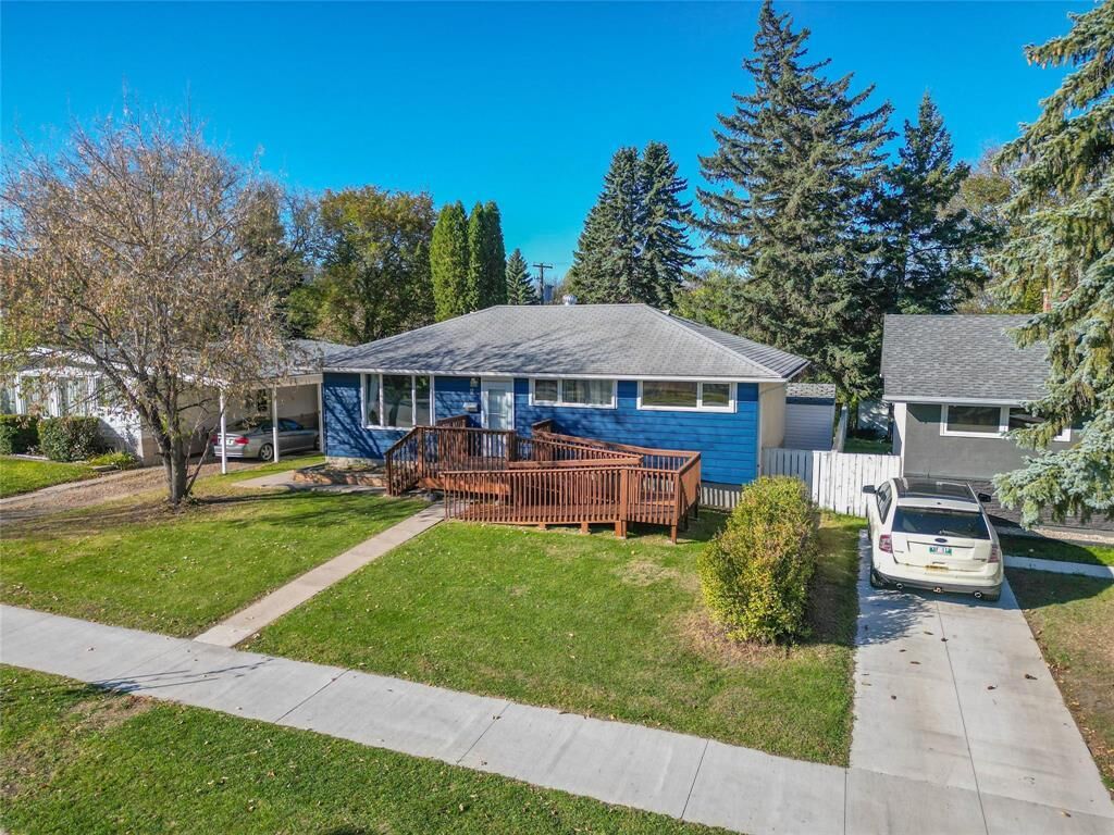Photo de la propriété: 52 Whitehead Crescent MB R7B 0W4