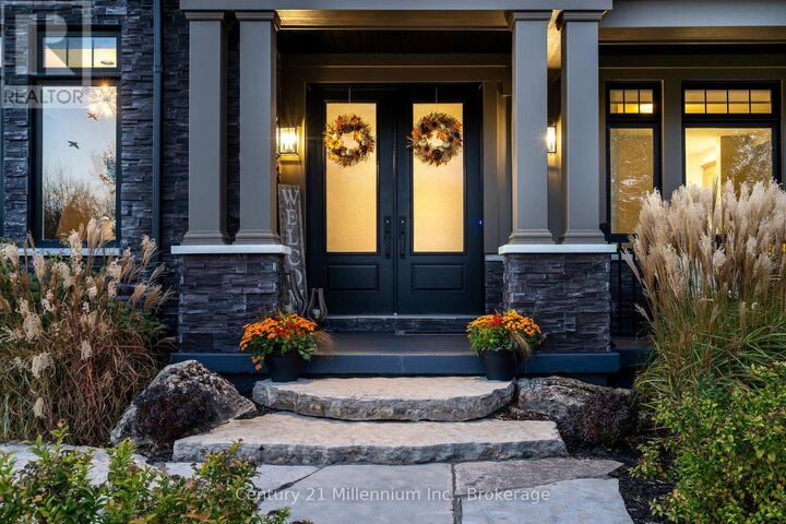 Property Photo: 138 Creekwood Court ON L9Y 0V1