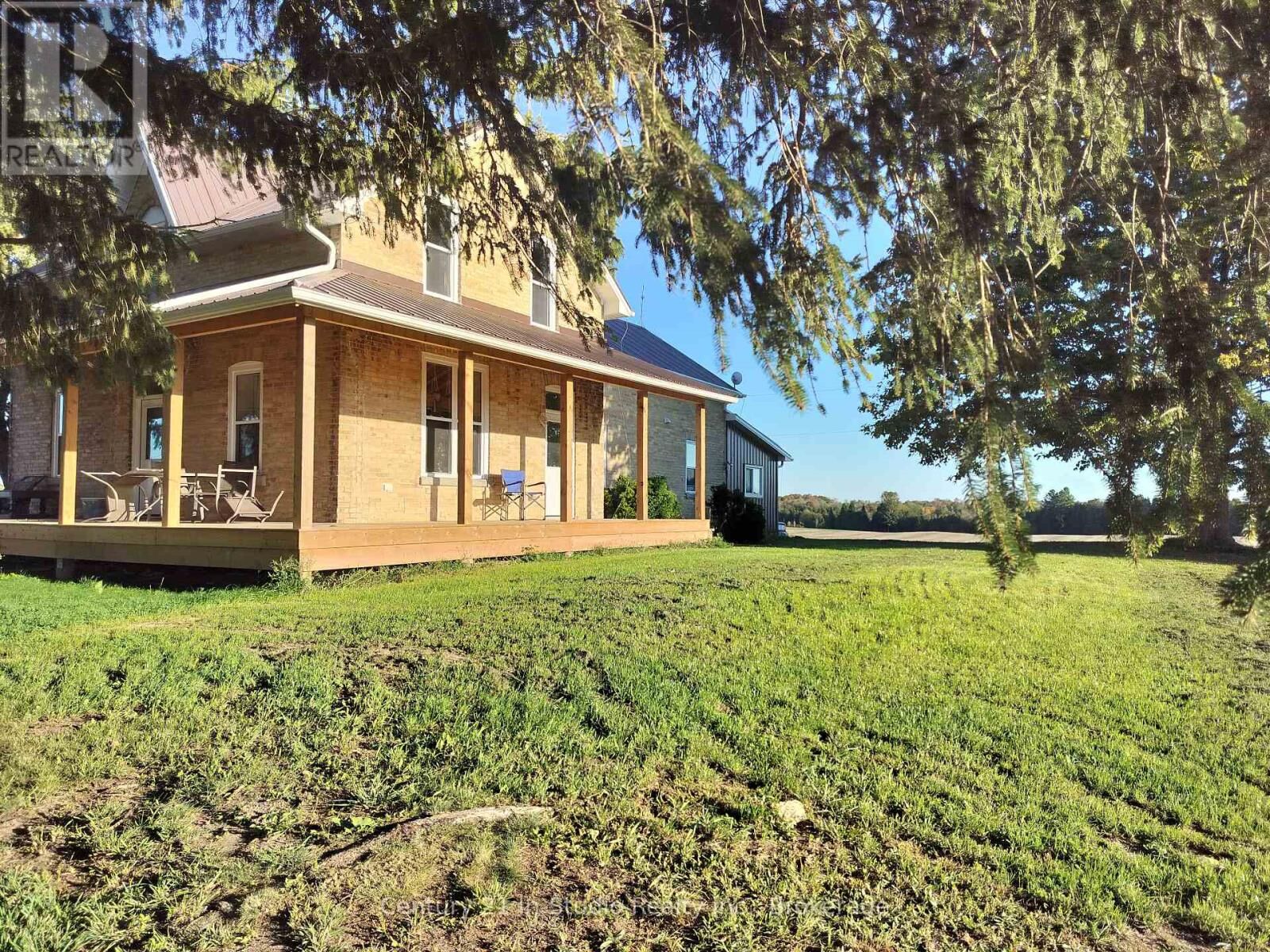Property Photo: 132811 Side Road 20 ON N0G 2M0