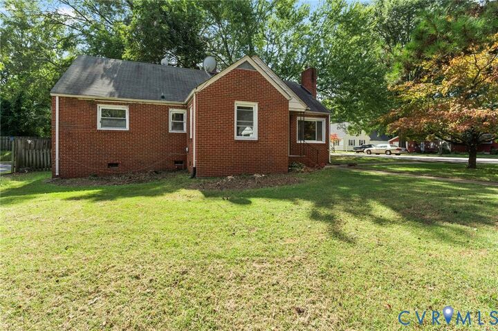 Property Photo:  3008 W Broadway  VA 23860 