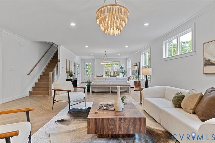 Property Photo:  4514 W Franklin Street  VA 23221 