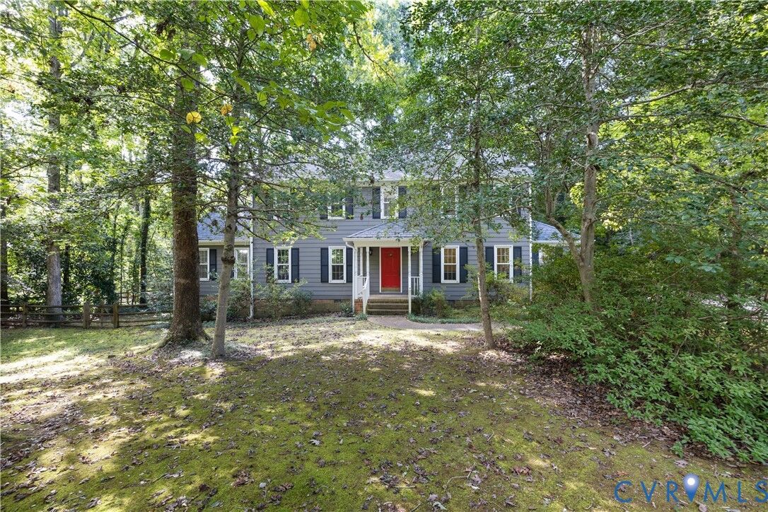 Property Photo: 8939 Cardiff Road VA 23236