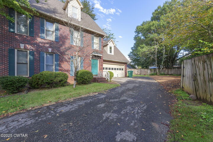 Property Photo: 12 Hillshire Drive TN 38305