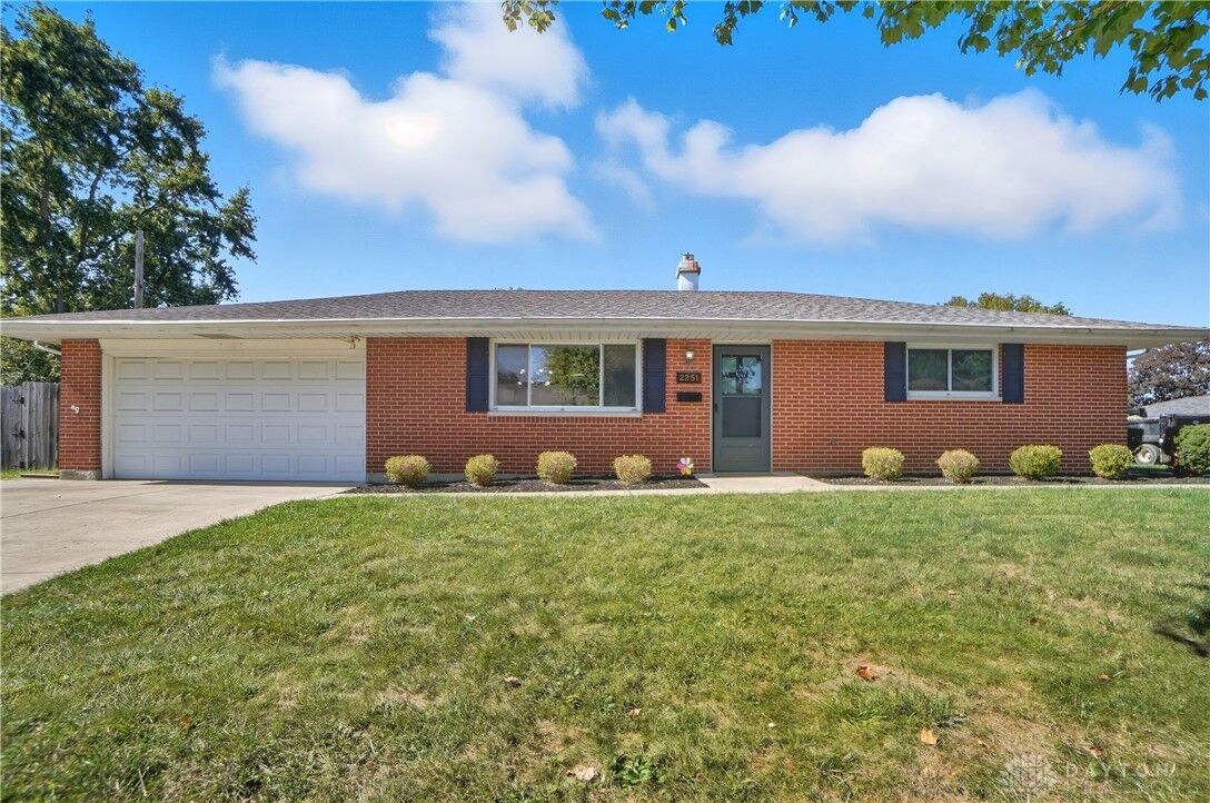 Property Photo:  2251 Broadmoor Drive  OH 45419 