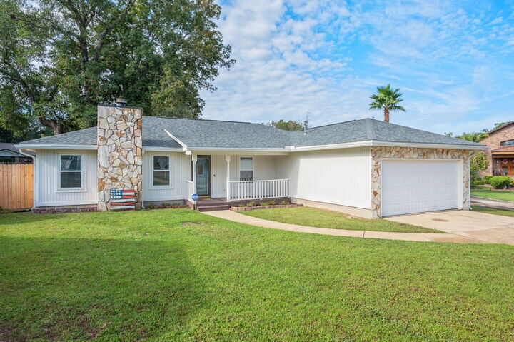 139 Meadow Woods Lane  Niceville FL 32578 photo