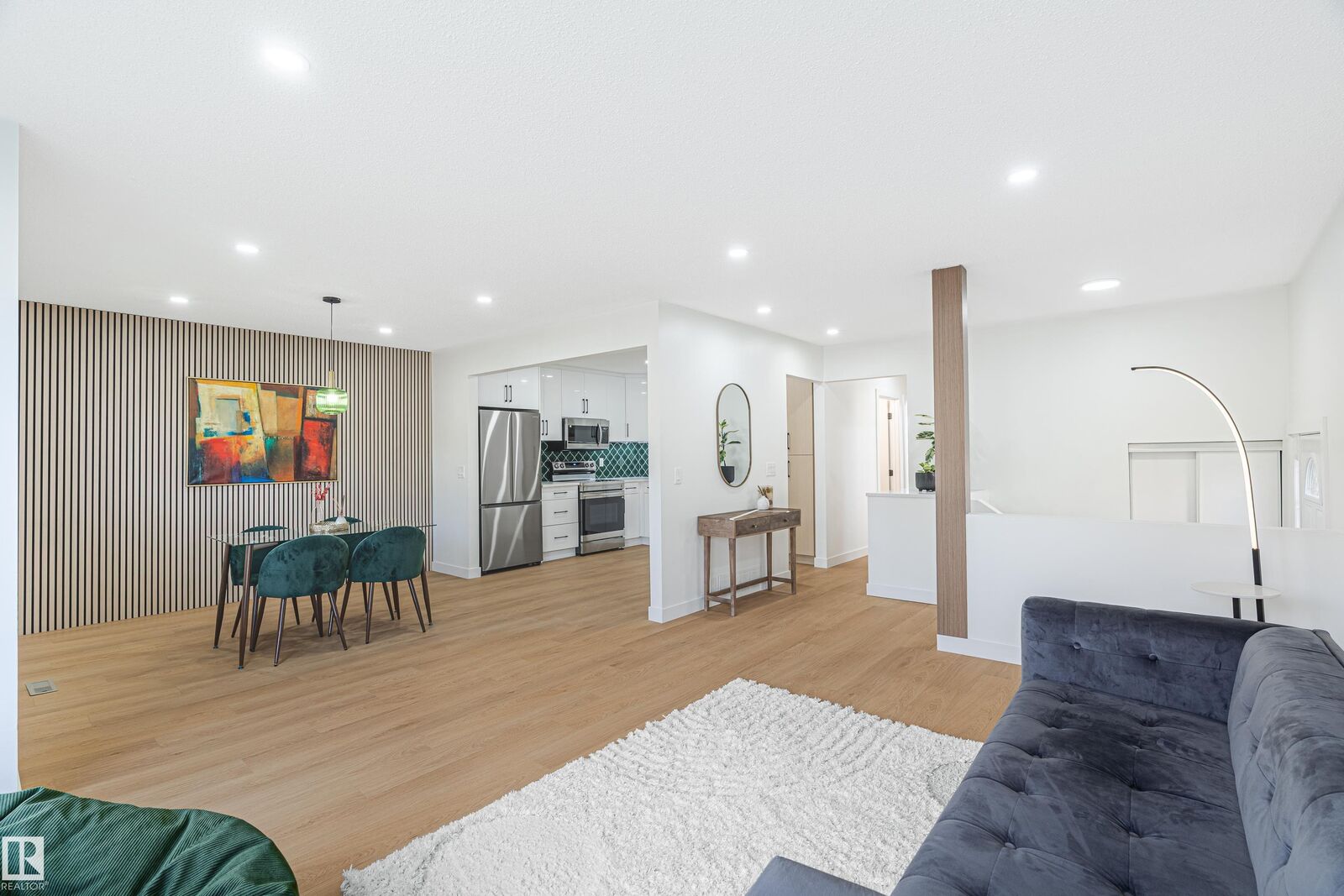 Property Photo: 18031 96 Avenue NW AB T5T 2Z3