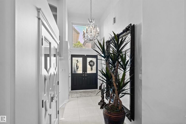 Property Photo: 22 Prestige Point(E) NW AB T6M 2T3