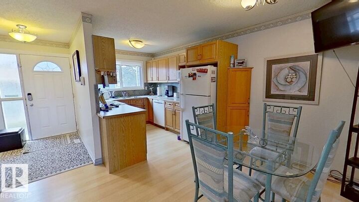 Property Photo: 9925 171 Avenue NW AB T5X 4X2