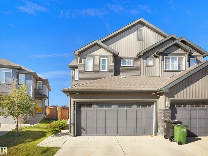 2889 Duke Crescent SW  Edmonton AB T6W 3Y4 photo