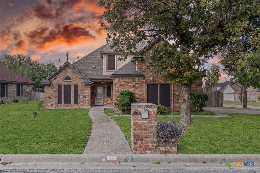 Property Photo: 1811 Rally Lane TX 76548