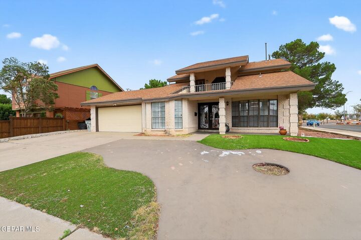 Property Photo:  2101 E Glen Drive  TX 79936 