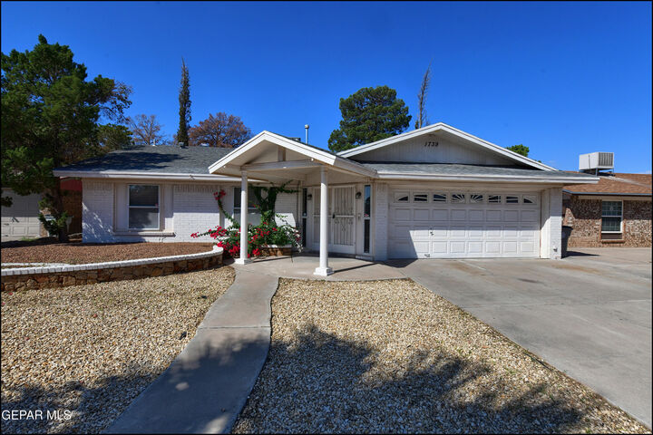 Property Photo:  1739 Russ Randall Street  TX 79936 