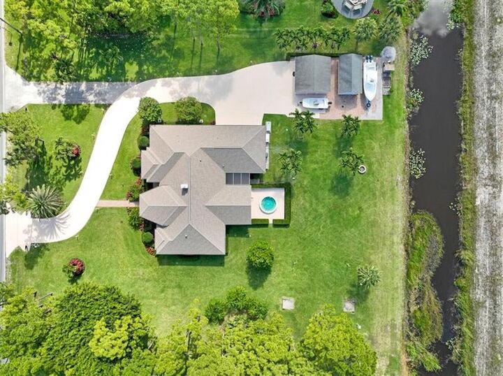 Property Photo:  7480 150th Ct  FL 33418 
