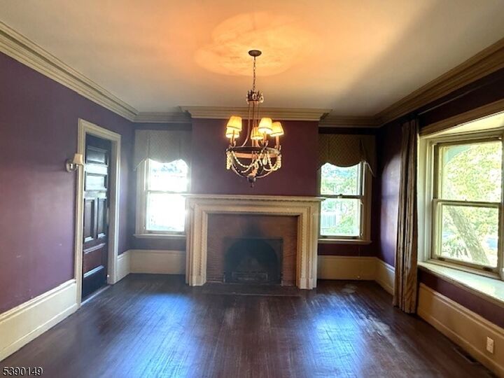 Property Photo: 409 Hillside Pl NJ 07079