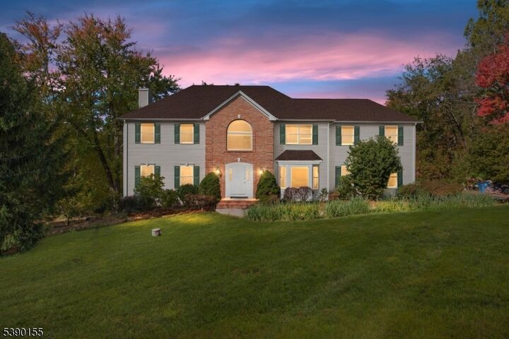 5 Sky View Garden Rd  Clinton Twp. NJ 08833 photo