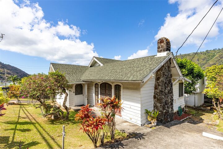 3422 Woodlawn Drive  Honolulu HI 96822 photo