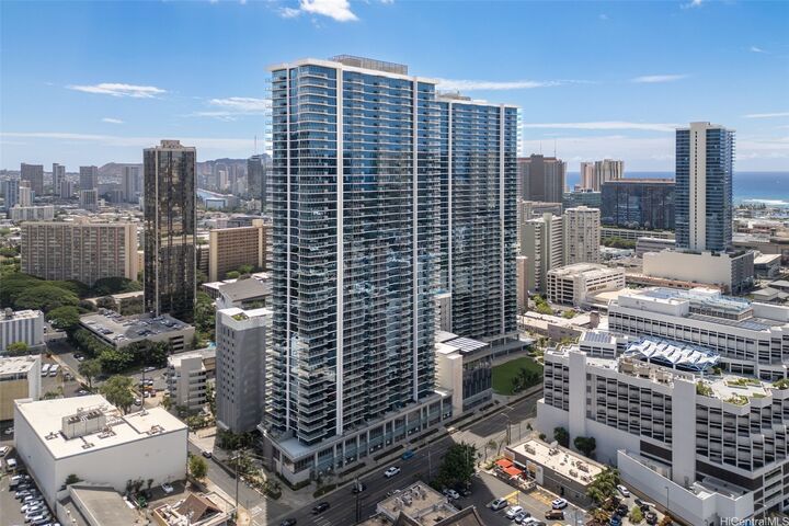 1515 Liona Street 3400  Honolulu HI 96814 photo