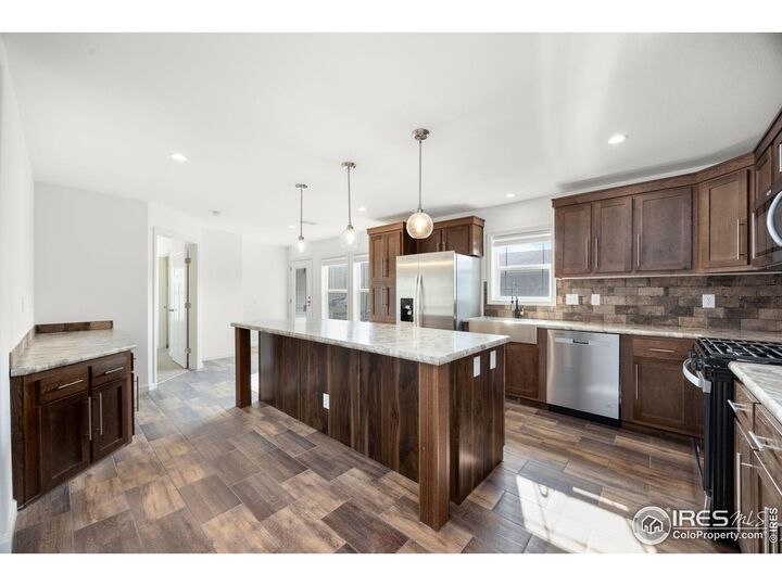 Property Photo: 512 Sunset Cliffs Dr CO 80537