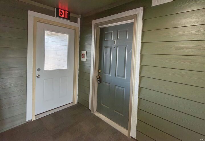 Property Photo: 3230 E John Hinkle Place D11 IN 47408