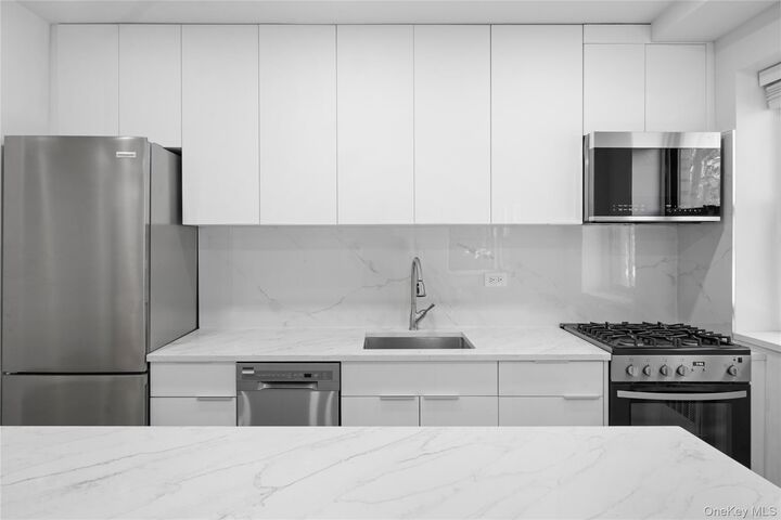 Property Photo:  25-10 31st Avenue 2M  NY 11106 