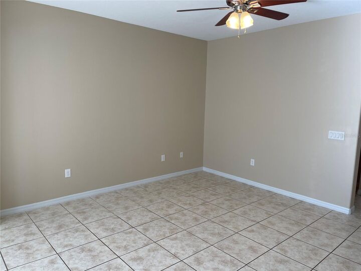 Property Photo: 2121 Victoria Glen Drive FL 32773