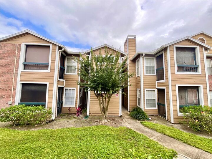 4350 Perkinshire Lane 103  Orlando FL 32822 photo