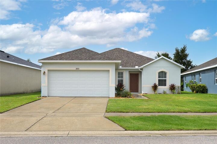 Property Photo: 3843 Eloise Estates Court FL 33881