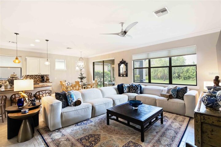Property Photo:  5942 Caspian Tern Drive  FL 34238 