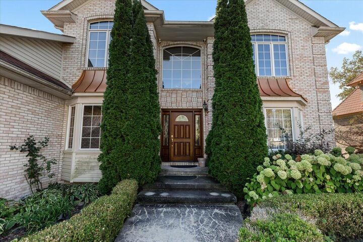 Property Photo:  138 Evaline Drive  MI 48085-5506 