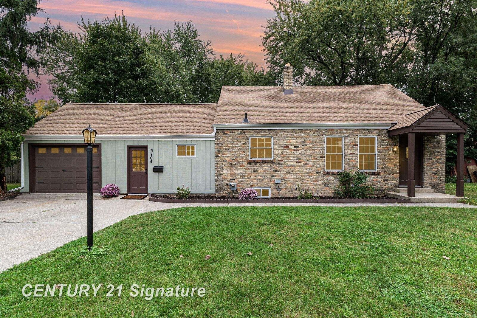 Property Photo:  3704 Concord Street  MI 48642