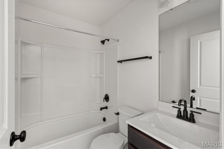 Property Photo:  373 Winding Bluffs Court  MO 63026