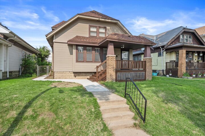 3783 N 9th St  Milwaukee WI 53206 photo