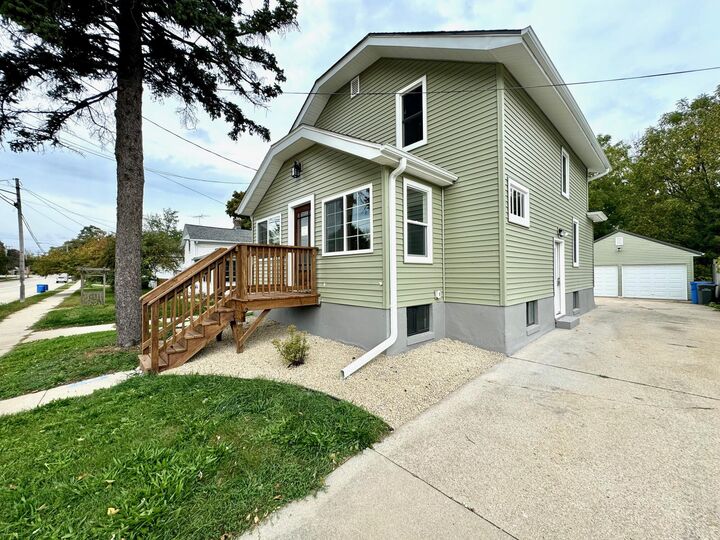 717 N Church St  Watertown WI 53098 photo