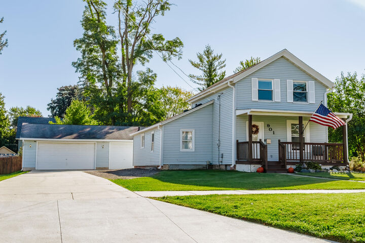 901 S Eighth St  Watertown WI 53094 photo
