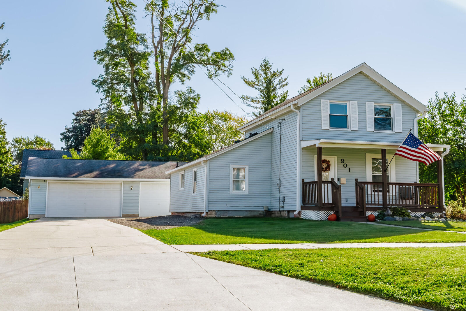 Property Photo: 901 S Eighth St WI 53094