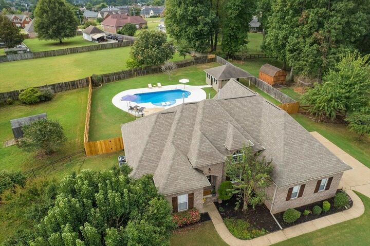 Property Photo: 75 Marian Dr TN 38004