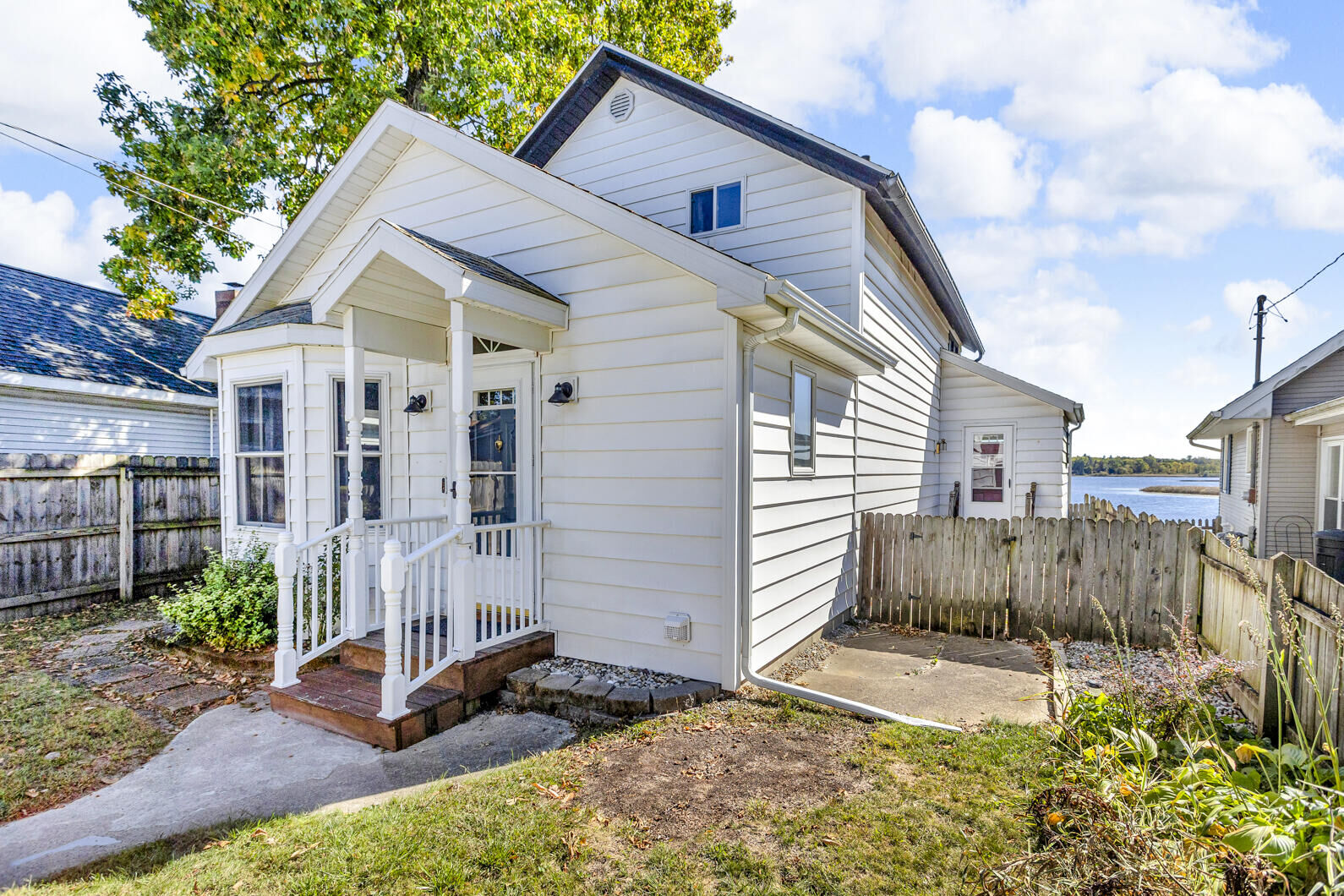 Property Photo:  340 Ackerson Lake Drive  MI 49201 