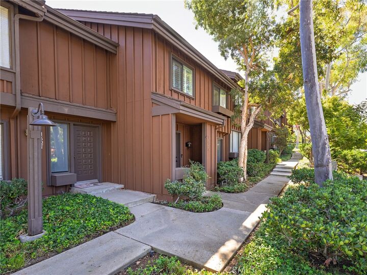 Property Photo:  1625 Stonewood Court  CA 90732 
